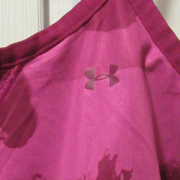 Under Armour HEAT GEAR Tank Top w/built in bra Med - Picture 2 of 8